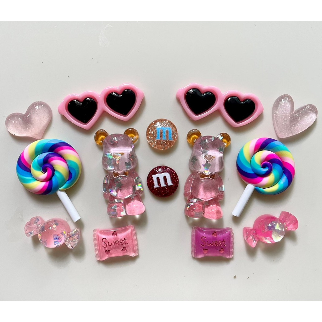 Set Charm Trang Trí Dép Cross Siêu Xinh Giá Rẻ Có Sẵn Nút Gắn