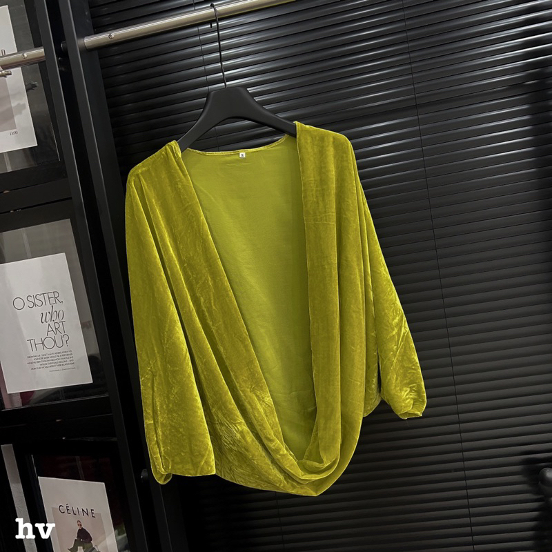 Áo choàng nhung the