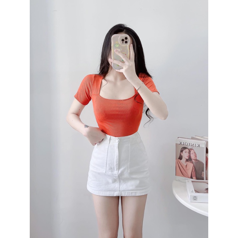 Áo thun gân tăm cổ vuông, tay ngắn