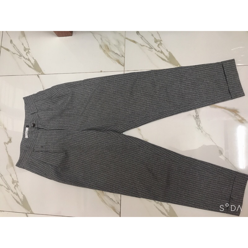 Pass 2Quần Tiin sz S 95k, aos Tiin size S newtag 120k, áo Gumac size L newtag