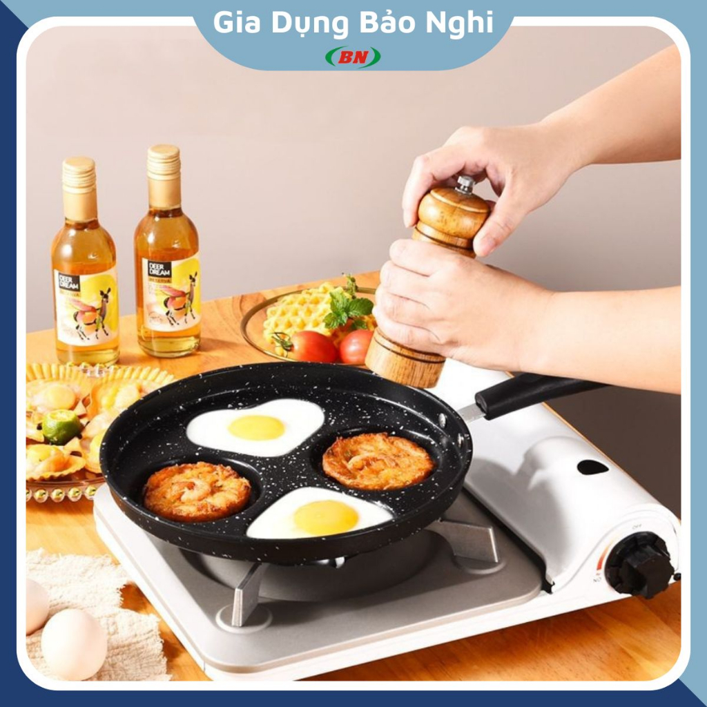 Chảo Chiên Trứng Chống Dính Hình Trái Tim Có Bốn Ngăn