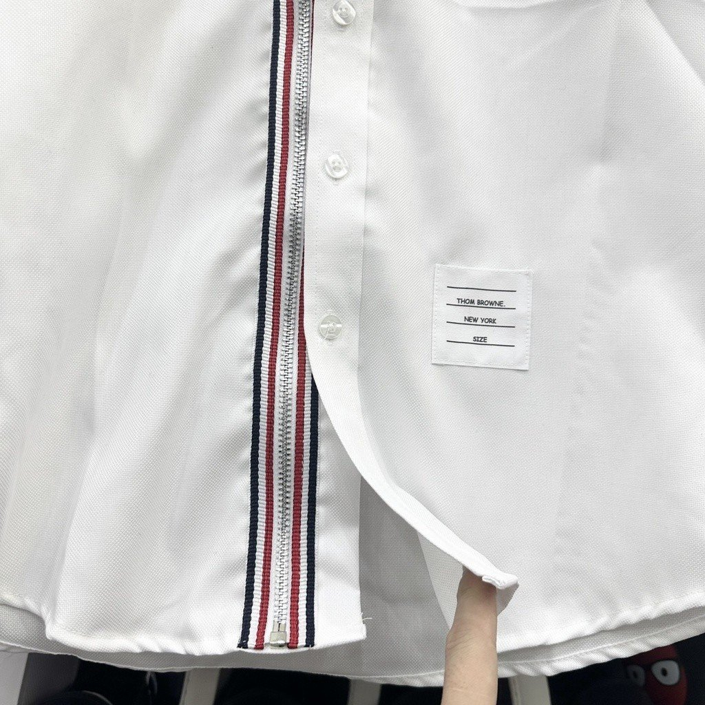 Áo sơ mi nam nữ khóa kéo dài 4 vạch tay, chất sơ mi lụa chống nhăn mềm mát, dáng unisex 38-60kg