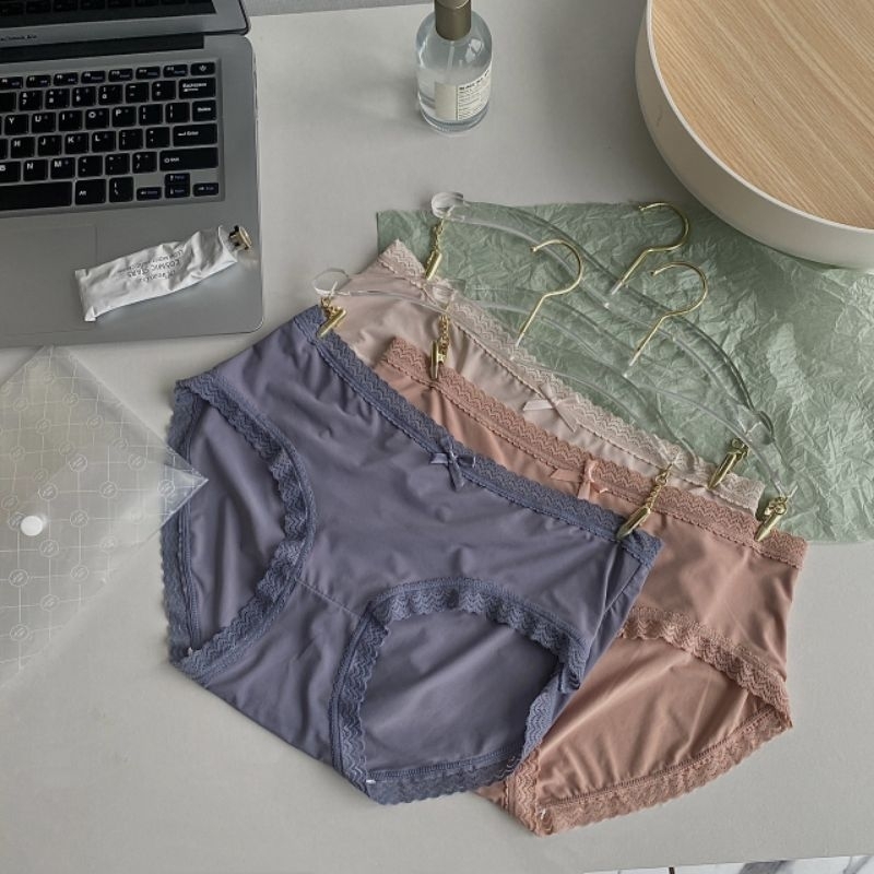 K6  Set 3 Quần Lót Su Đúc Viền Ren Chất Siêu Mát, Lót Cotton Thoáng Khí, Co Giãn Tốt Freesize < 60kg