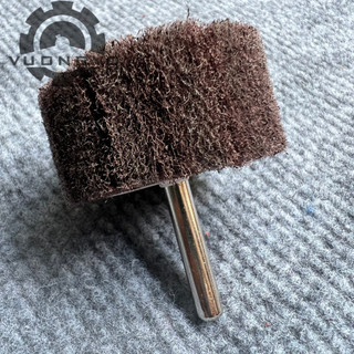 Nhám carem nỉ,nhám trụ nỉ ,nhám chuôi nỉ nâu kích thước 50x25mm cán 6mm