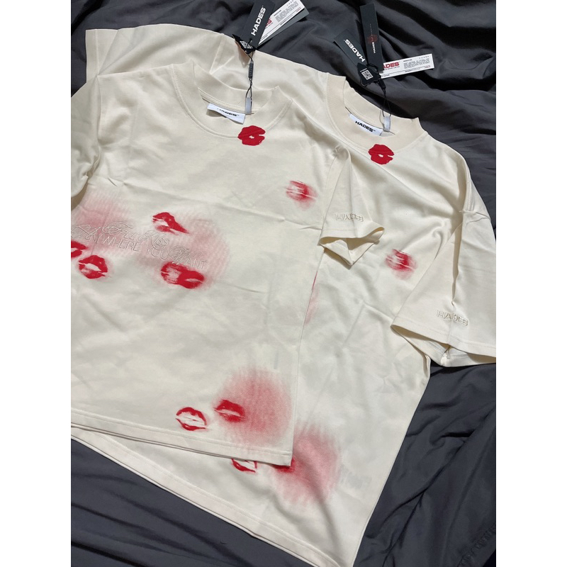 Áo thun HADES LIP ON YOUR SIP new full tag k bọc