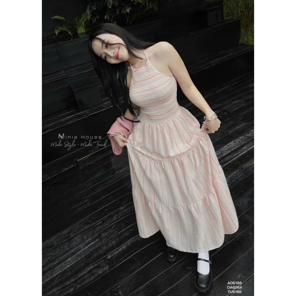 Đầm maxi công chúa dáng xoè phối khoác dài tay form ngắn cho phong cách nàng thơ, dễ thương [555] | BigBuy360 - bigbuy360.vn