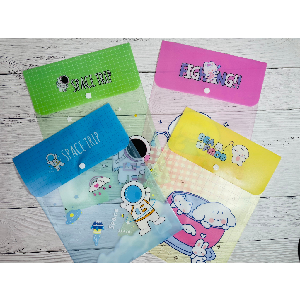 Bìa Nút Đứng Gấu Dâu Khổ A4, Bìa Nút Đứng Hoạt Hình Dễ Thương, Bìa Nút Đứng Đôrêmon, Bìa Đựng Hồ Sơ Sanrio