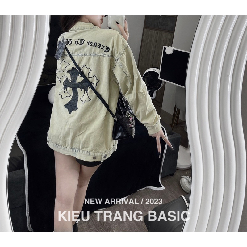 Áo Khoác Jean Bò Thêu Chrome