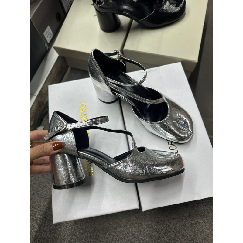Giày móng ngựa bạc quai chéo gót trụ mai phương bùi