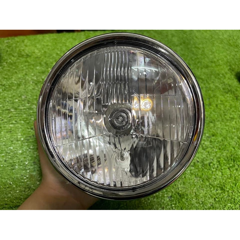 ĐẦU ĐÈN XE 67.CD.CL