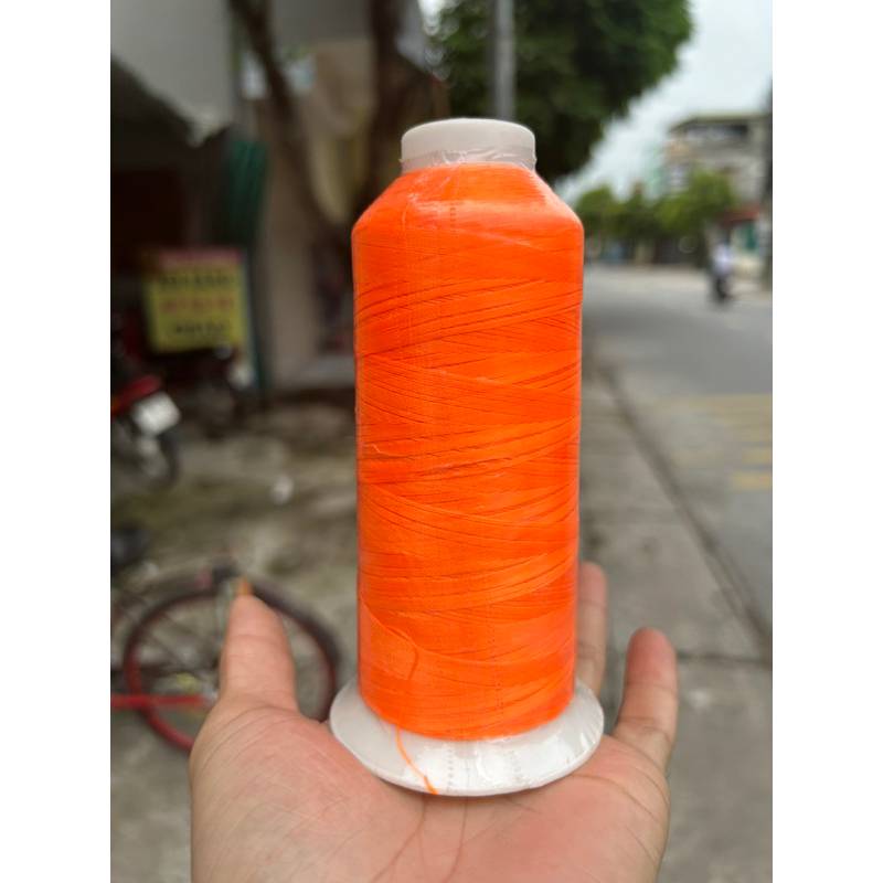Chỉ Dù Quấn Ống Sáo Màu Đẹp - Không Sờm - Không Sùi