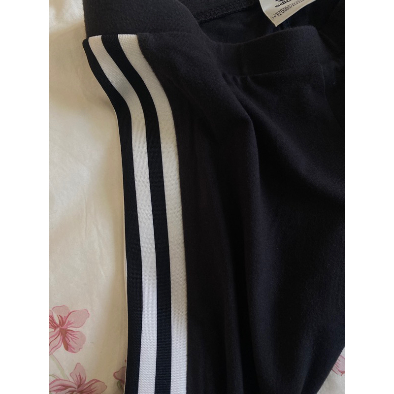 Quần gym addidas auth