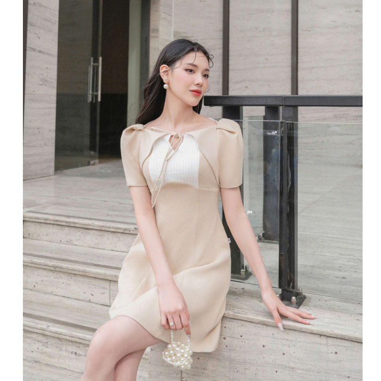 JM Dress Desgin - Đầm cổ ngang ngực xếp ly 1S54.2303PL