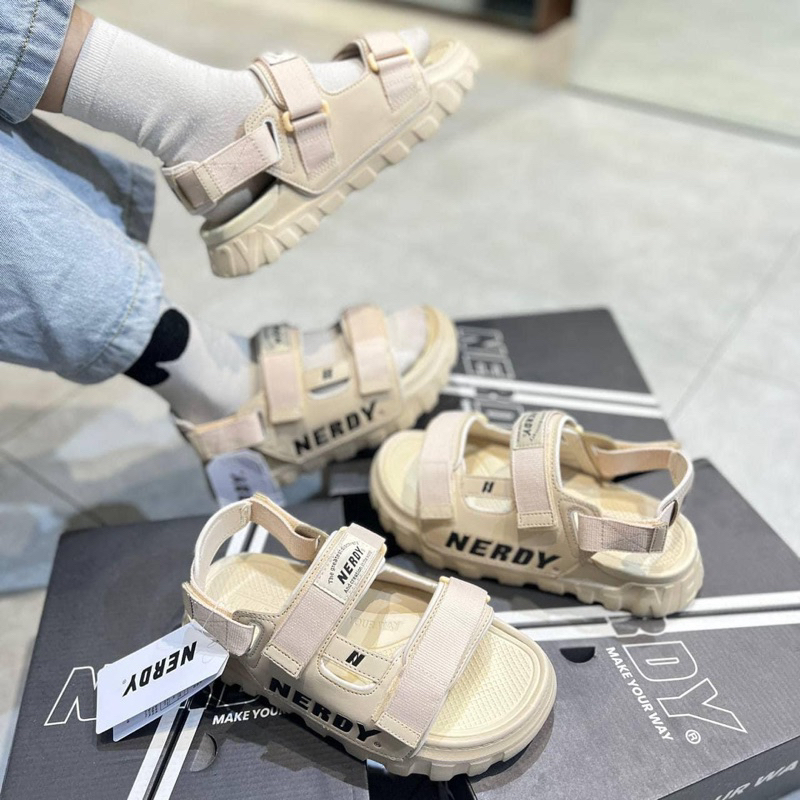 CHÍNH HÃNG - GIÀY SANDAL NERDY