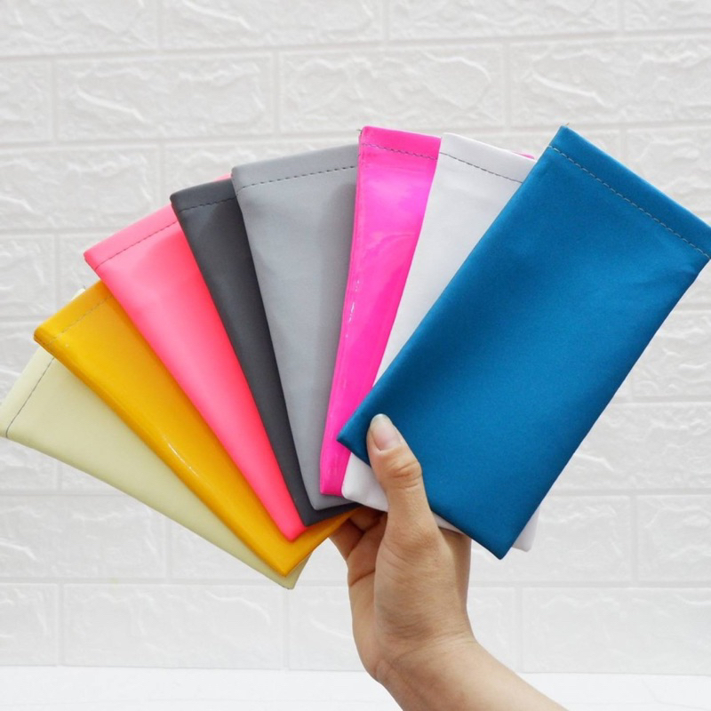 10 Bao da đựng kính