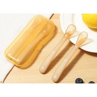 Thìa ăn dặm silicon cho bé