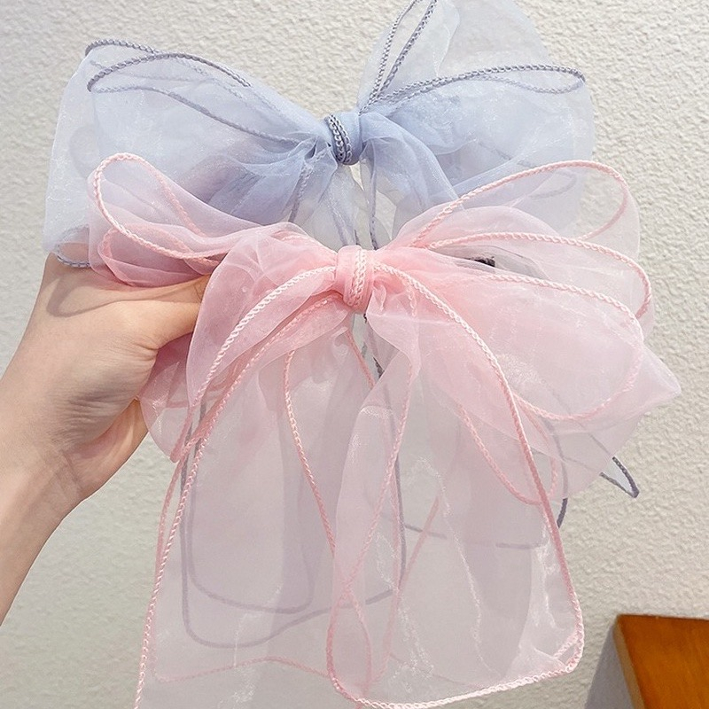 Kẹp nơ voan to bản cho mẹ