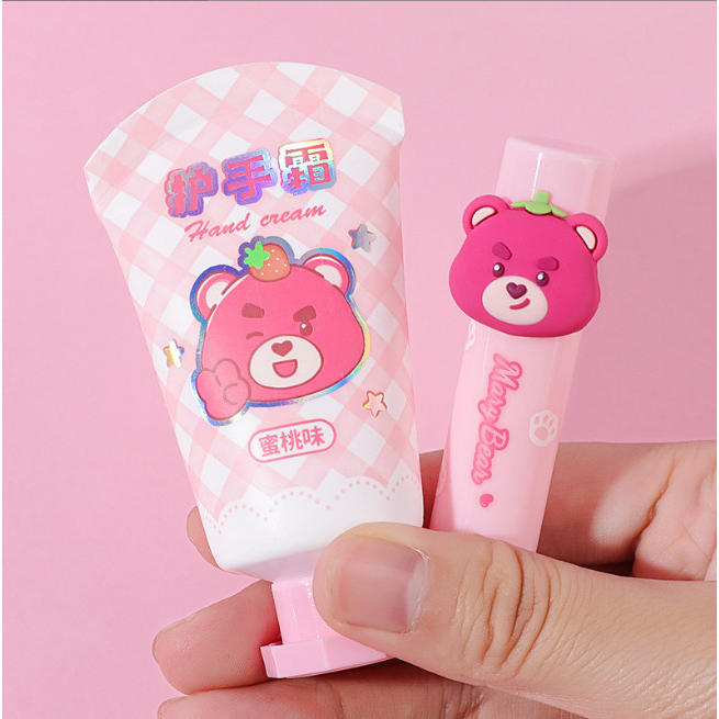 Set 2 món Dưỡng da tay + Son dưỡng Gấu dâu