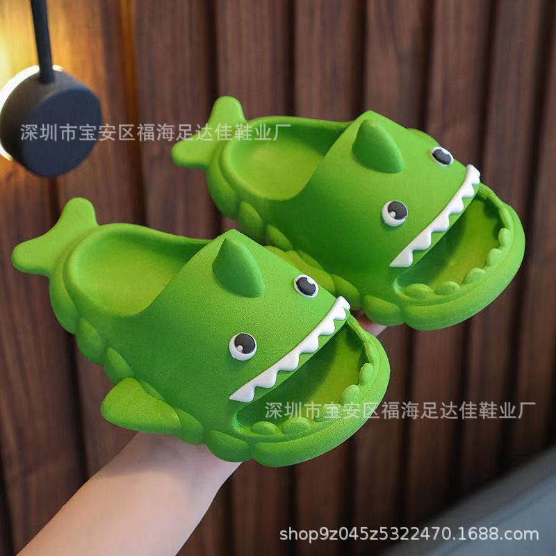 Dép bánh mì hình cá mập dễ thương đế mềm siêu nhẹ cho người lớn và trẻ em size 24-30