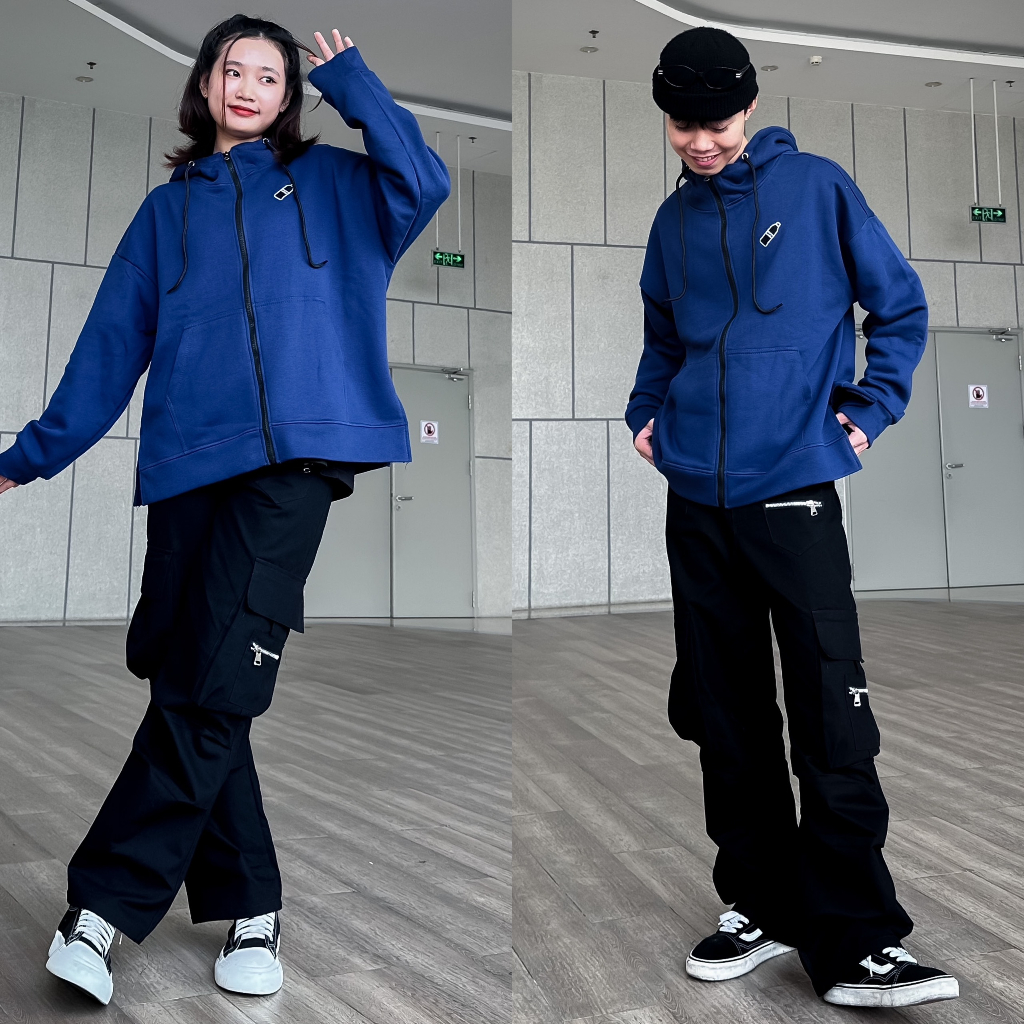 Áo Khoác Nỉ Bông Thêu MOOS Form Rộng Xẻ Tà Ulzzang