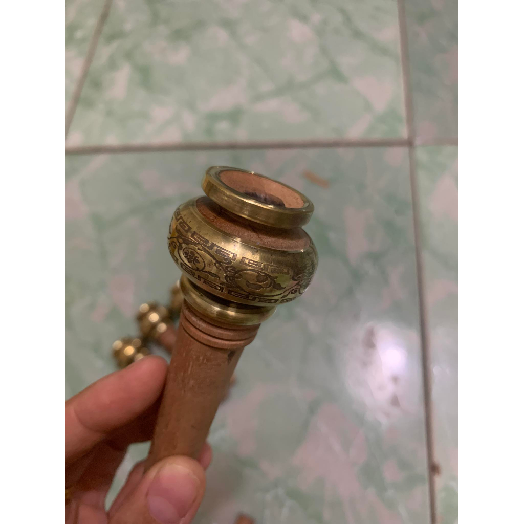 Nõ  gỗ nhãn bọc đồng kêu vang giá bình dân