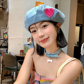 Mũ beret denim tag trái tim