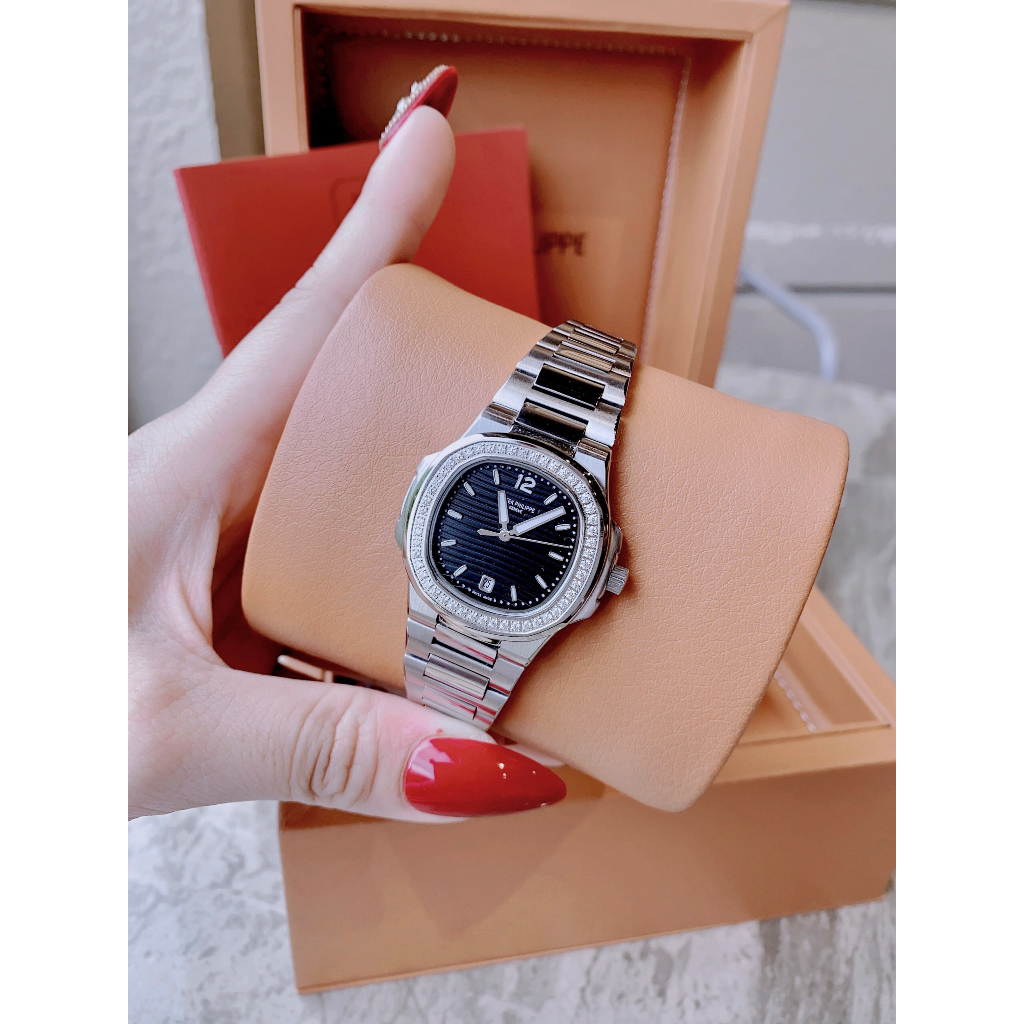 Đồng hồ nữ P@t€k Philipp€ 7118-1200R-003 Nautilus Watch 35mm, dây thép không gỉ, Full box, Luxury diamond watch