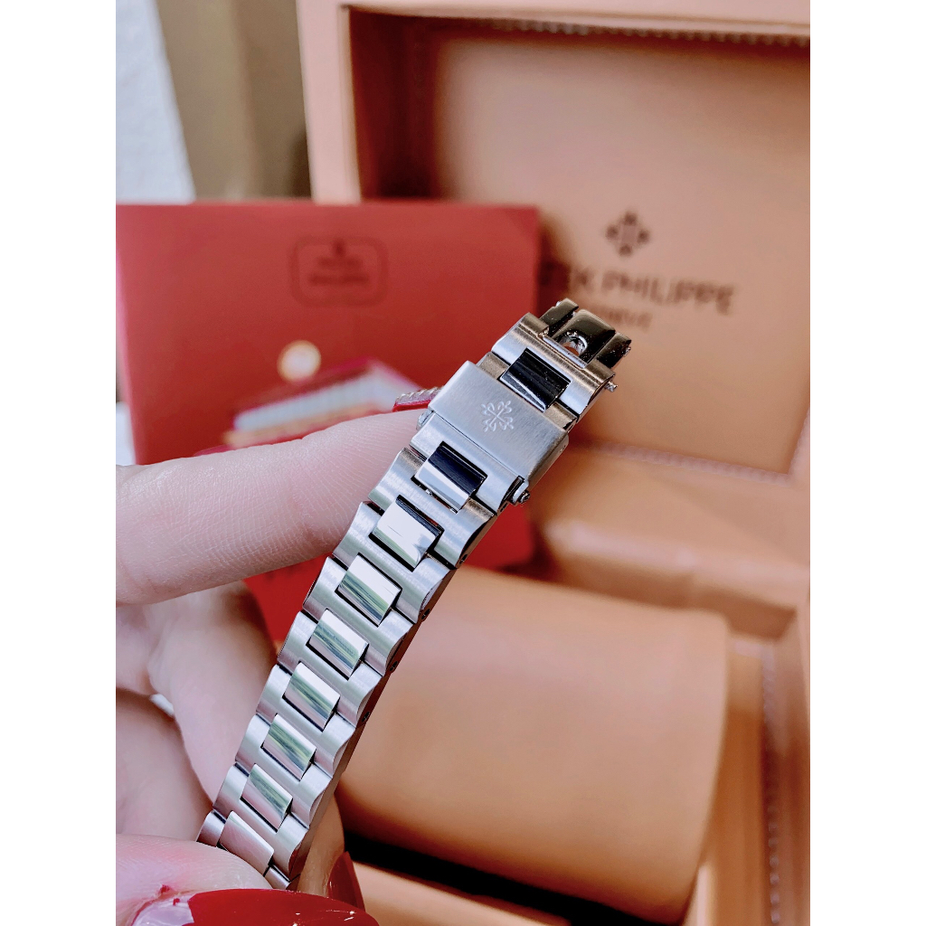Đồng hồ nữ P@t€k Philipp€ 7118-1200R-003 Nautilus Watch 35mm, dây thép không gỉ, Full box, Luxury diamond watch