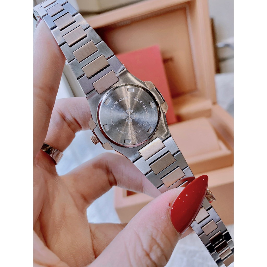Đồng hồ nữ P@t€k Philipp€ 7118-1200R-002 Nautilus Watch 35mm, dây thép không gỉ, Full box, Luxury diamond watch