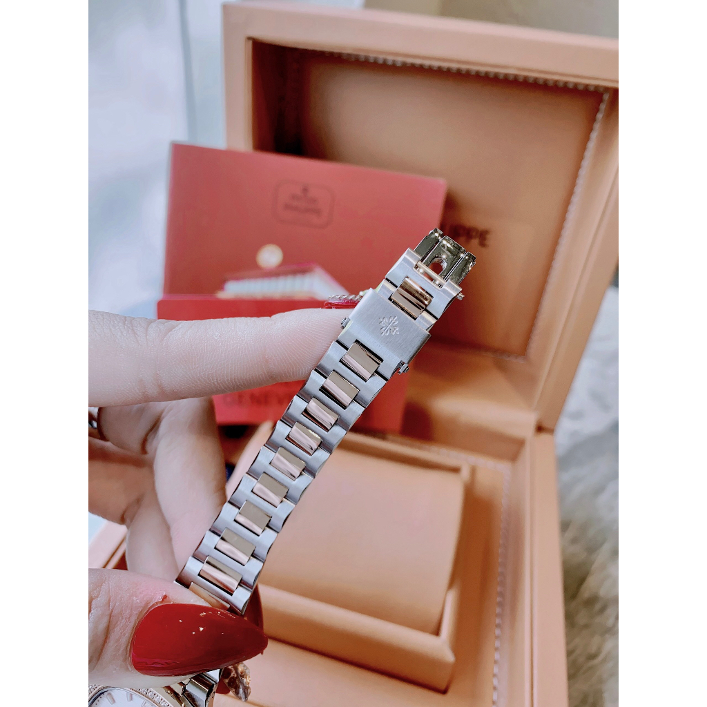 Đồng hồ nữ P@t€k Philipp€ 7118-1200R-002 Nautilus Watch 35mm, dây thép không gỉ, Full box, Luxury diamond watch
