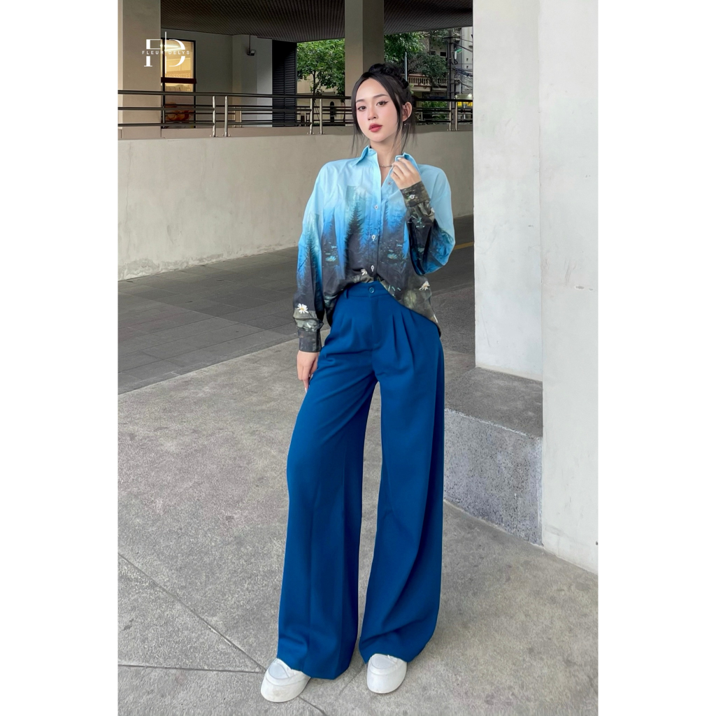 Áo sơ mi dài tay nữ Delys AC279 màu xanh dương đậm in hoạ tiết hoa cúc form rộng