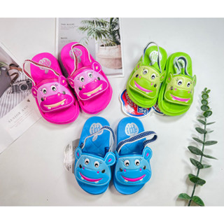 Dép tập đi có quai cho bé yêu siêu dễ thương