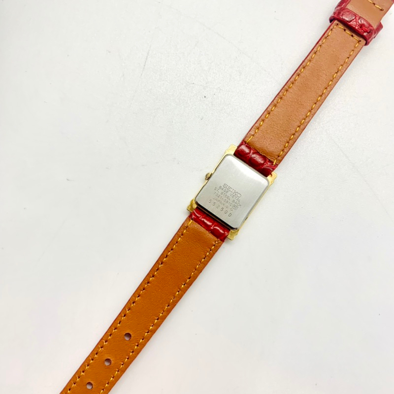 Đồng hồ nữ hiệu Seiko Tank siêu đẹp