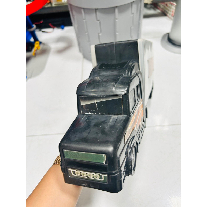 Mô hình xe tải Gara chứa xe