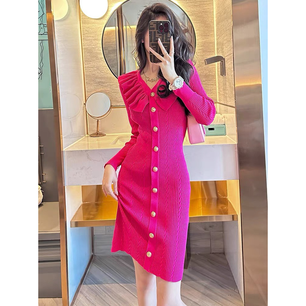 Đầm body cao cấp len gân bèo cổ tay dài phối nút vàng kim ZM MS4