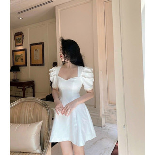 Đầm xoè nữ dáng ngắn cổ vuông thiết kế tay bồng