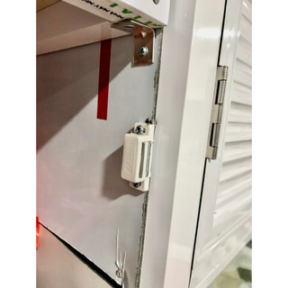 Nam châm hít cánh cửa tủ bếp , tủ giầy