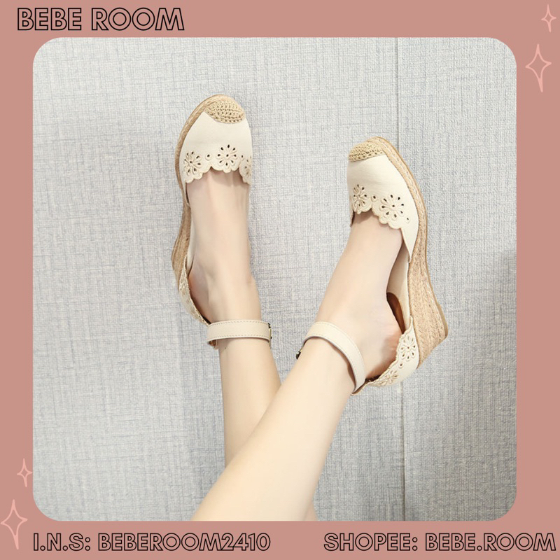 Giày cói cao gót hoạ tiết quai cài