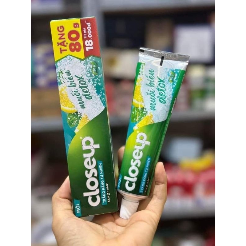 Kem đánh răng Closeup 80g