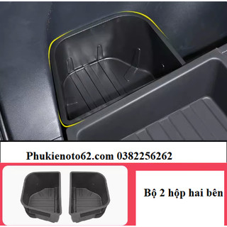 Khay đựng đồ hai bên góc cốp xe toyota cross 2021-2023