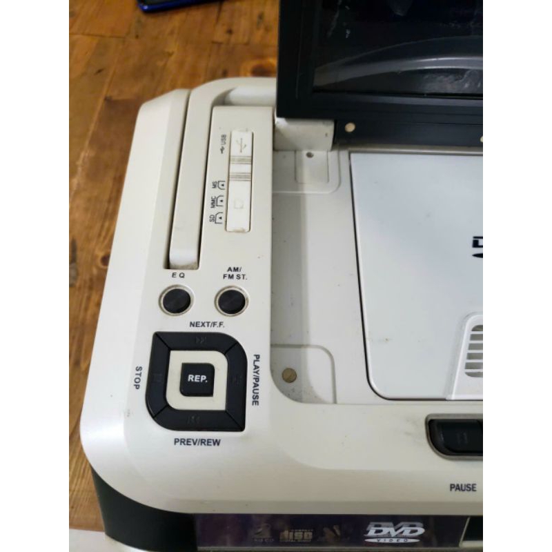 Radio tích hợp Karaoke