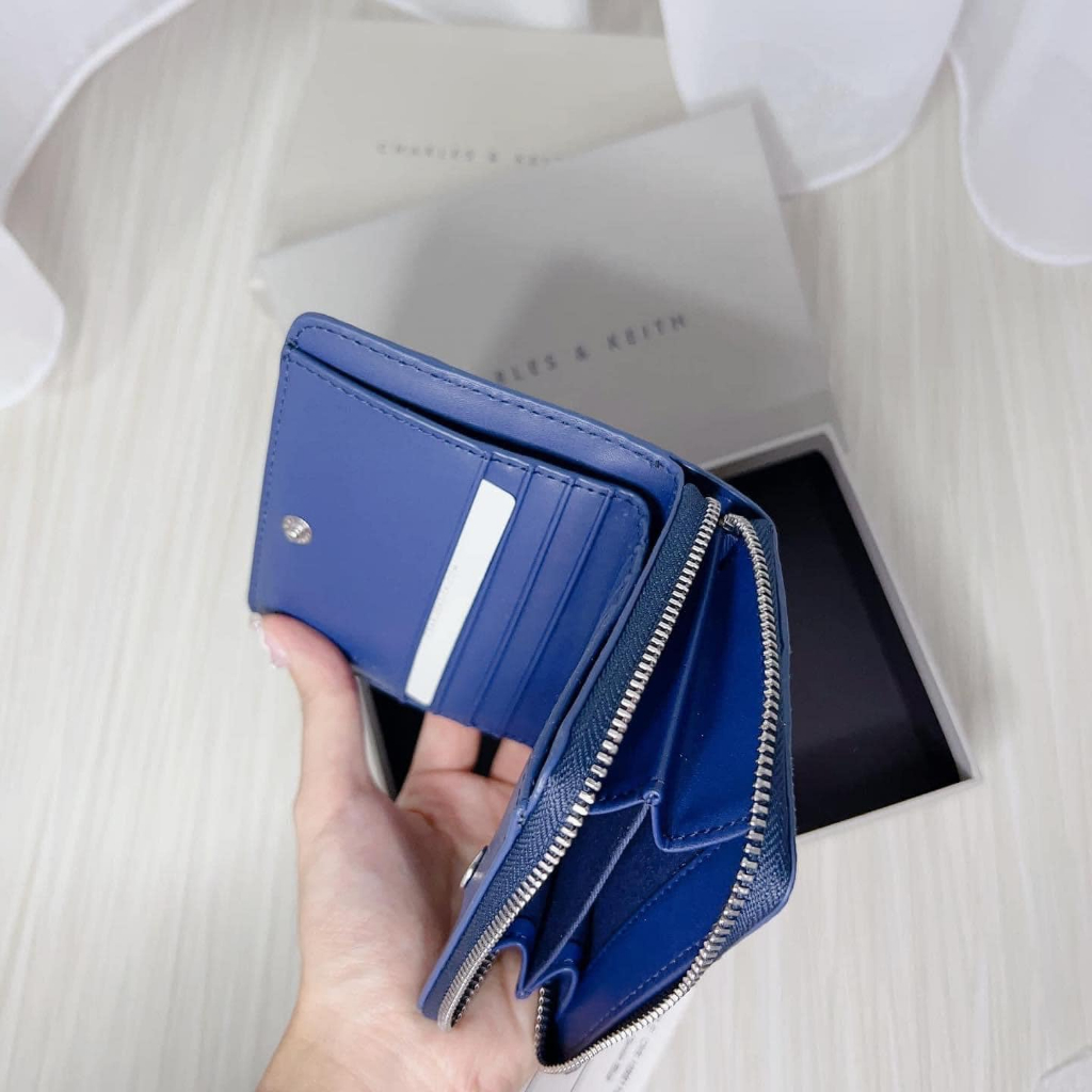 Ví denim viền tương phản CNKeith  chính hãng