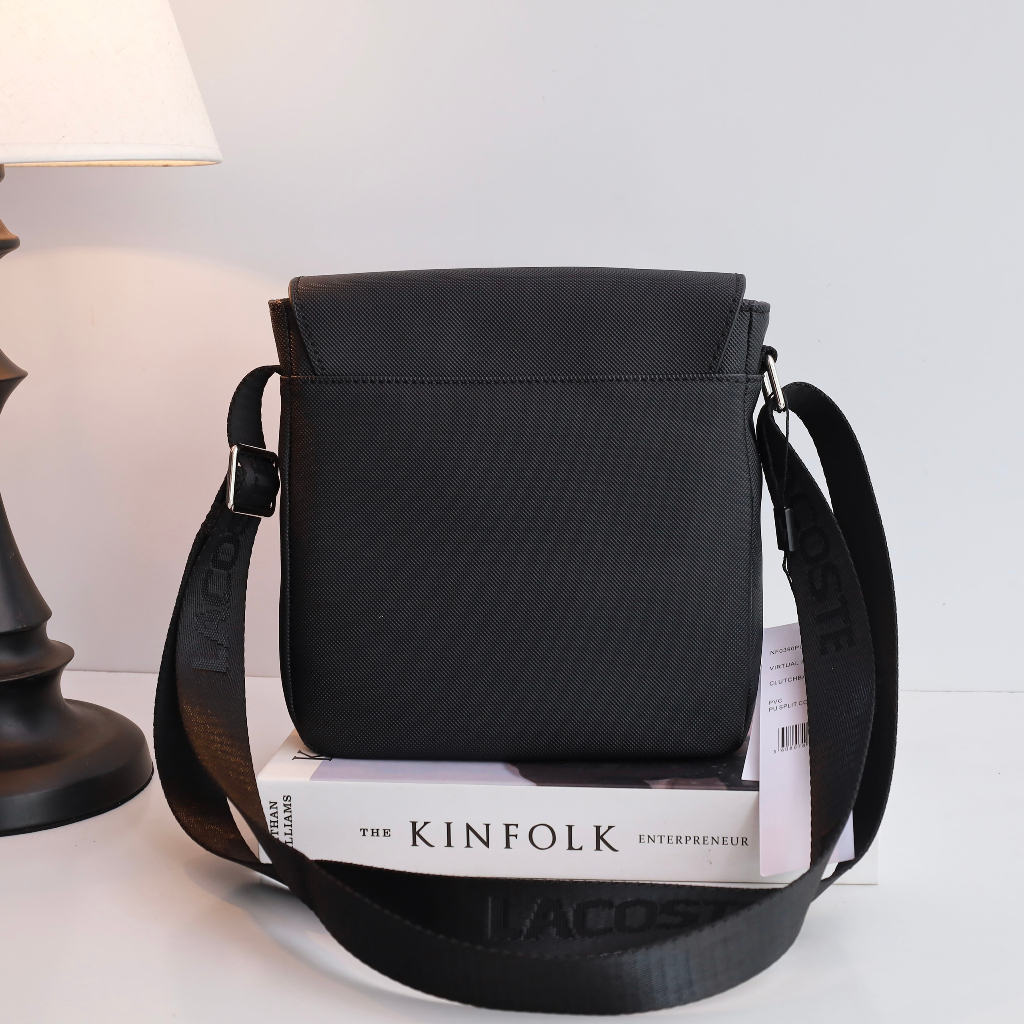 Túi đeo chéo nam la coste size 22 x 21 x 5 cm đủ màu