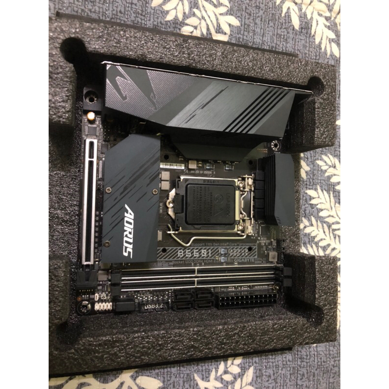 main B560i aorus pro ax (main itx bảo hành hãng 6/2024)
