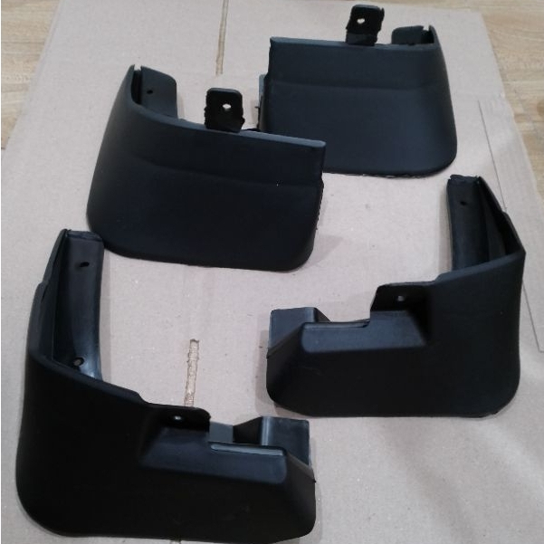 Bộ chắn bùn bánh xe Lanos,  chắn bùn bánh Daewoo Lanos - Phụ tùng Tuấn Triết