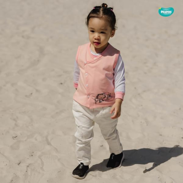 Áo gile cài chéo PEAPOD cotton mềm mịn cho bé trai và gái từ 5-13kg, áo phong cách hàn quốc