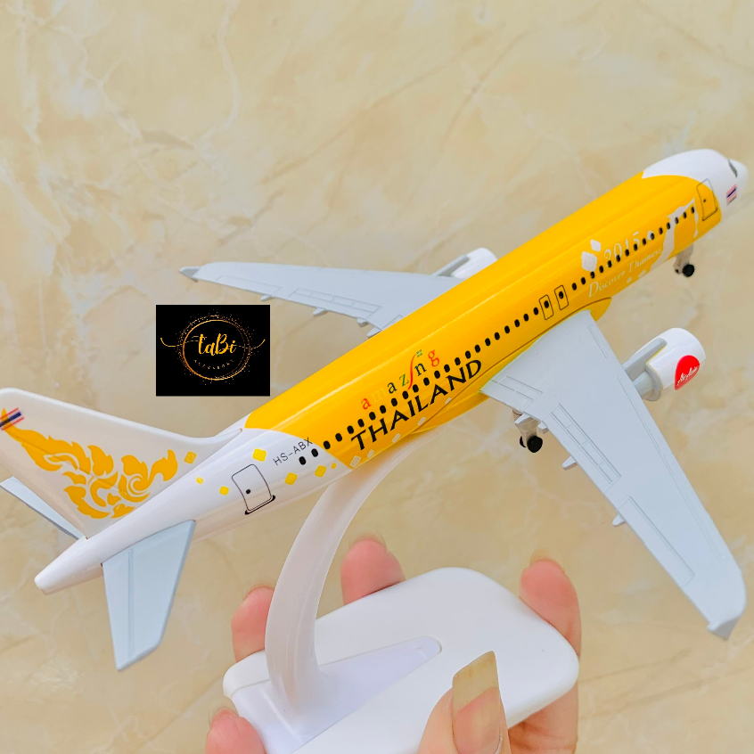 MÔ HÌNH MÁY BAY THAILAND AIR LINE CÓ BÁNH XE CHUẨN ĐẸP 20CM FULLBOX