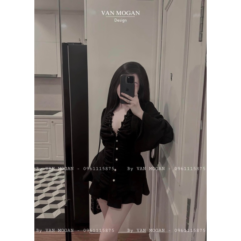 Set áo sơ mi nhún thân rút dây cách điệu sexy + chân váy xoè xếp ly đen