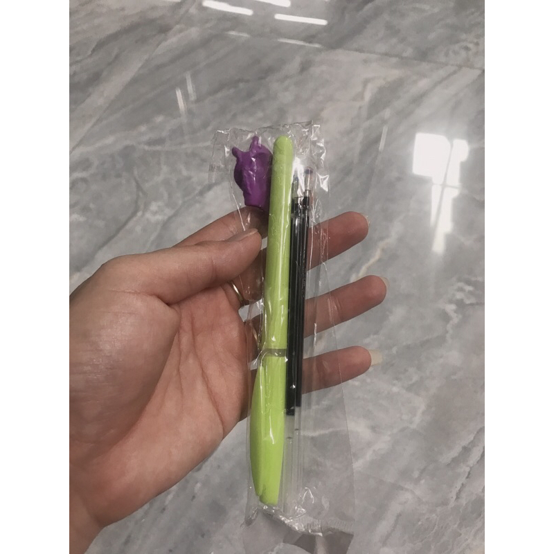 Bút tập tô tự bay