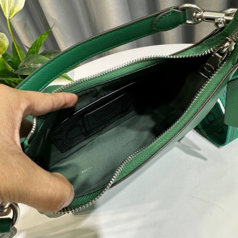 Túi Coach Hobo Crossbody